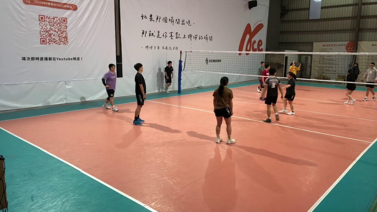 他经历了球